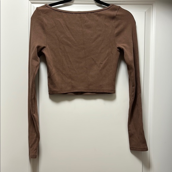 Lovers + Friends Brown Fitted Long Sleeve Blake Crop Top - Picture 4 of 4